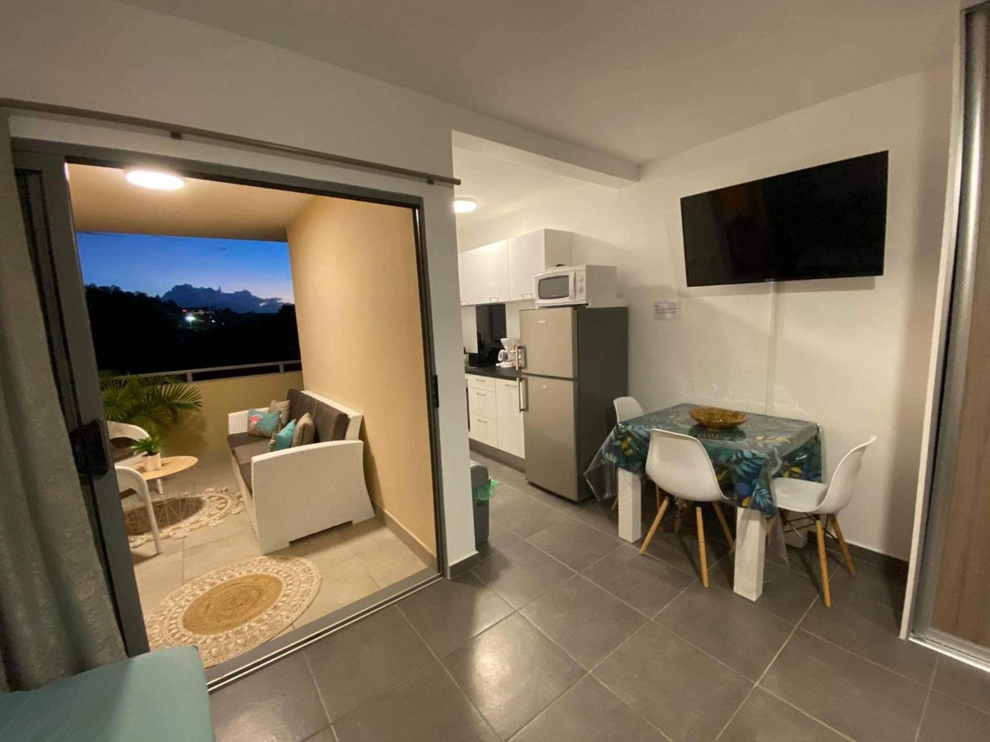 Tehautahi Cozy Lodge 2 Papeete  Eksteriør billede